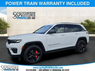 Used 2025 Jeep Grand Cherokee Limited w/ Black Appearance Package RWD video 1