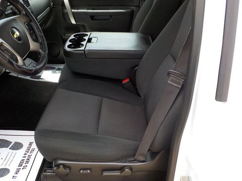 Used 2013 Chevrolet Silverado 1500 LT w/ Interior Plus Package AWD/4WD image 14