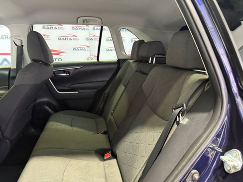 Used 2022 Toyota RAV4 XLE image 40