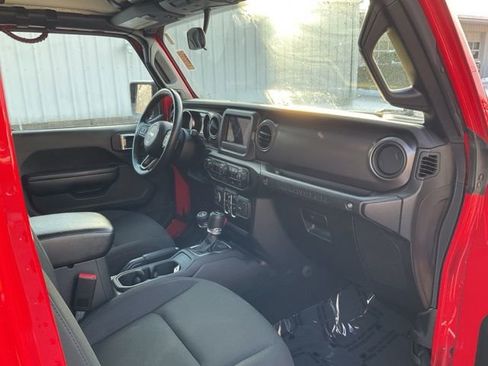 Used 2021 Jeep Wrangler Unlimited Sport image 14
