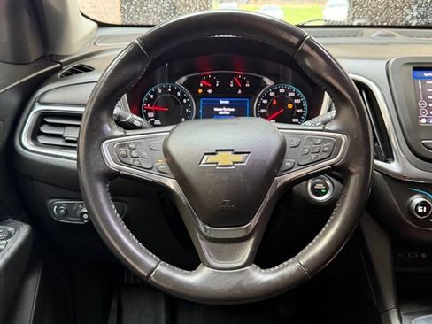 Used 2020 Chevrolet Equinox LT FWD image 15