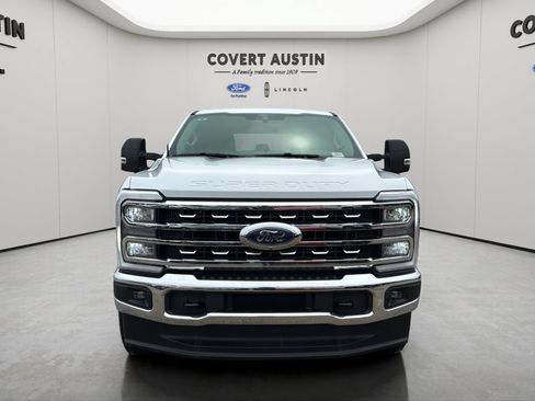 Certified 2026 Ford F250 Lariat AWD/4WD image 9