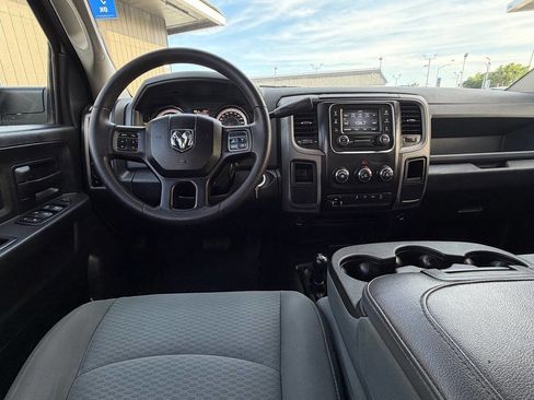 Used 2016 RAM 3500 Tradesman w/ Chrome Appearance Group image 20