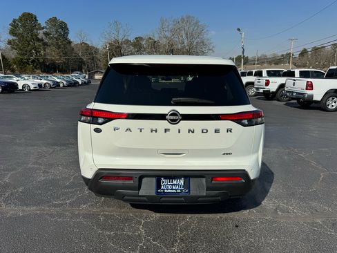 Used 2023 Nissan Pathfinder S image 7