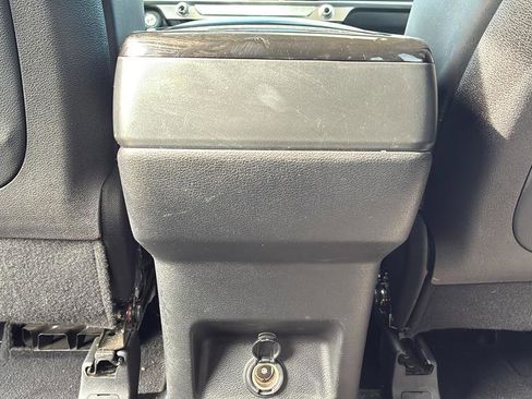 Used 2025 Kia Telluride S FWD image 17