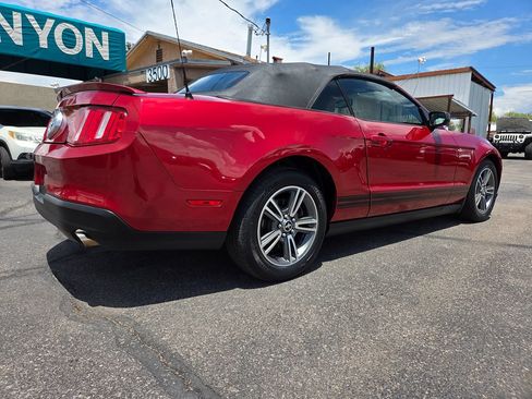 Used 2010 Ford Mustang Premium RWD image 6