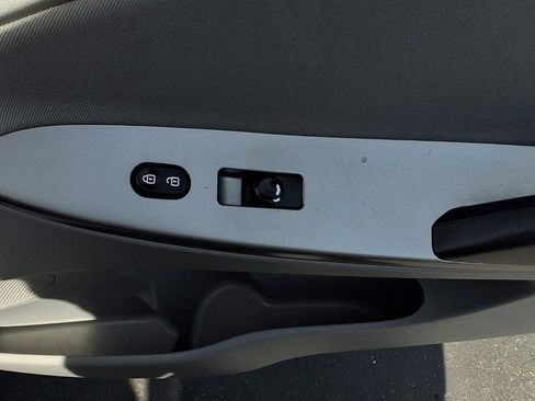 Used 2015 Hyundai Accent GLS FWD image 24