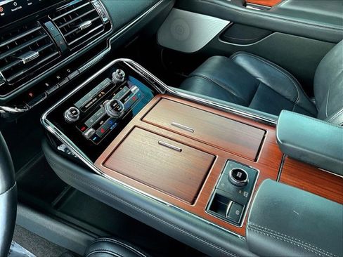 Used 2023 Lincoln Navigator L Reserve image 15