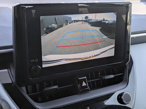 Used 2024 Toyota Corolla SE image 19