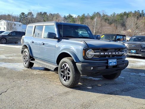 Used 2025 Ford Bronco Outer Banks image 3