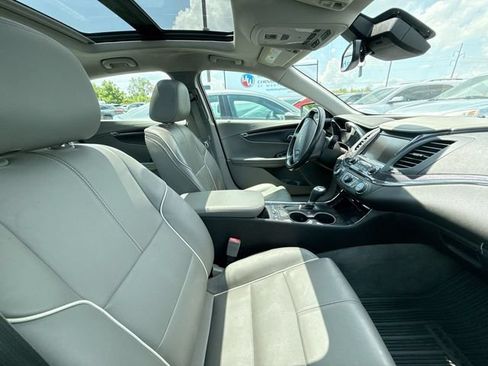 Used 2015 Chevrolet Impala LTZ FWD image 12