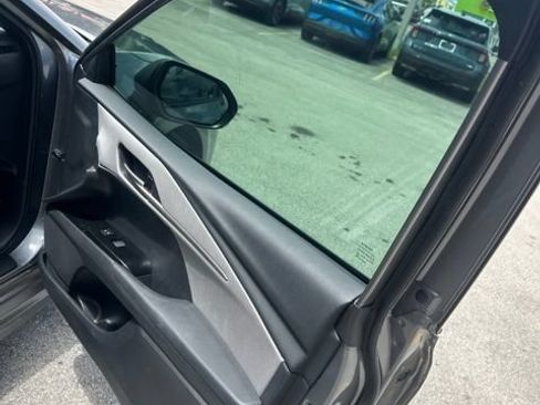 Used 2026 Toyota Camry SE FWD image 8