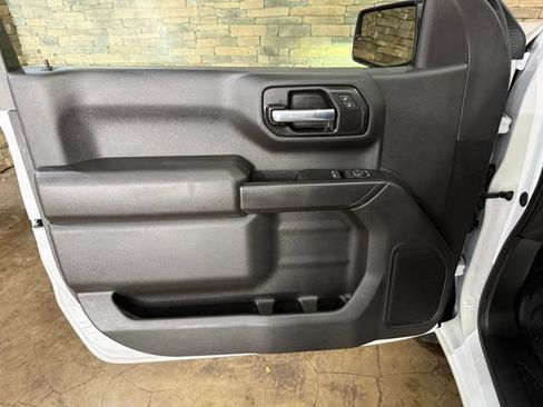Used 2025 GMC Sierra 1500 Pro w/ Pro Value Package AWD/4WD image 11