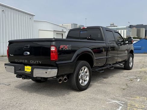 Used 2015 Ford F250 Lariat w/ Lariat Interior Package AWD/4WD image 7