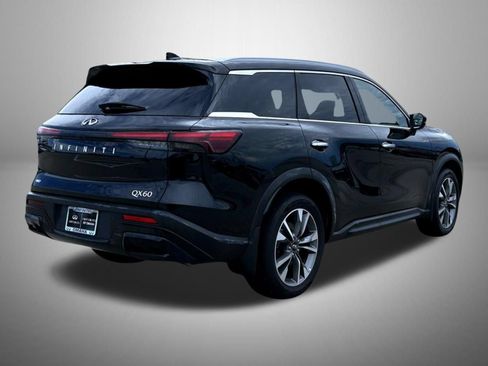 Certified 2025 INFINITI QX60 Luxe w/ Vision Package AWD/4WD image 5
