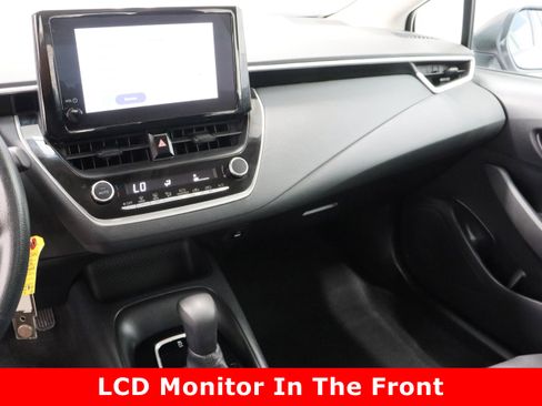 Used 2024 Toyota Corolla LE image 15