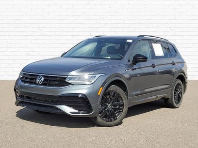 Used 2022 Volkswagen Tiguan SE R-Line