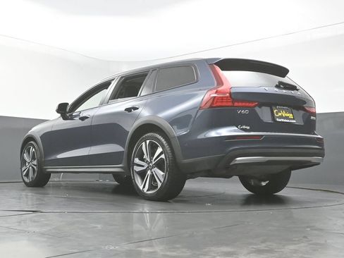 Used 2023 Volvo V60 B5 Cross Country Plus w/ Climate Package AWD/4WD image 42