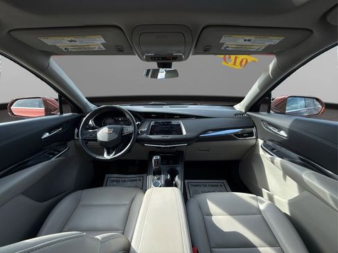 Used 2019 Cadillac XT4 Luxury w/ Cold Weather Package AWD/4WD image 26