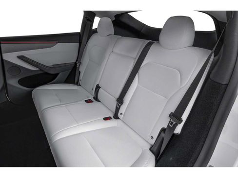 Used 2026 Tesla Model Y 2WD image 12