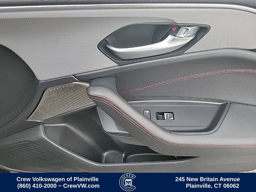 Used 2025 Acura TLX w/ A-SPEC Package AWD/4WD image 43
