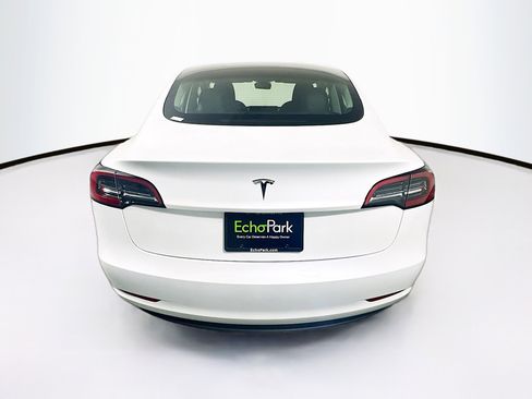 Used 2023 Tesla Model 3 Standard Range RWD image 7