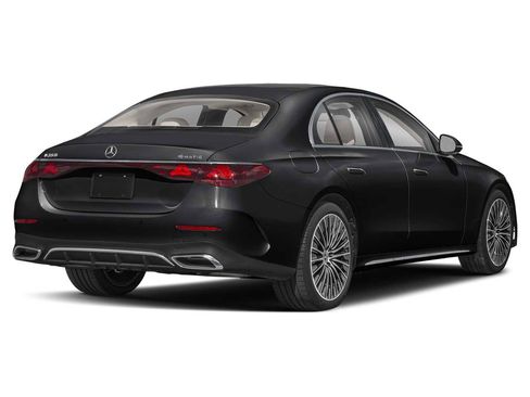 New 2026 Mercedes-Benz E 350 4MATIC Sedan image 2