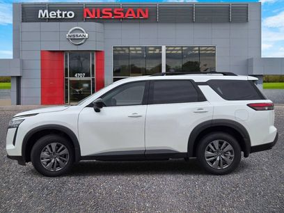 New 2026 Nissan Pathfinder SV