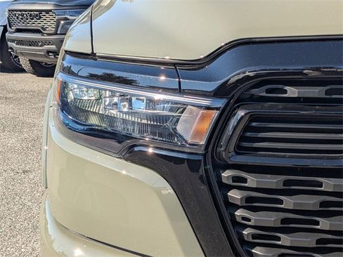New 2026 RAM 1500 4x4 Crew Cab image 10