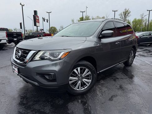 Used 2020 Nissan Pathfinder S FWD image 3