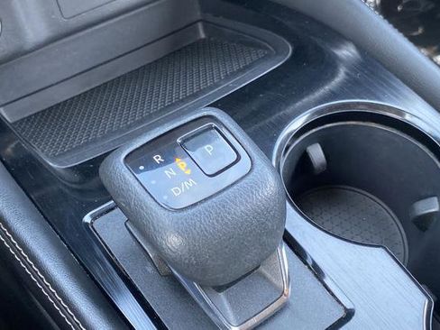 Used 2023 Nissan Rogue SL w/ SL Premium Package AWD/4WD image 19