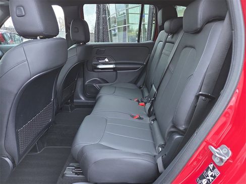 Certified 2025 Mercedes-Benz GLB 250 image 12