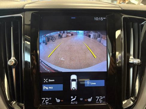 Used 2020 Volvo XC60 T5 Momentum AWD/4WD image 32