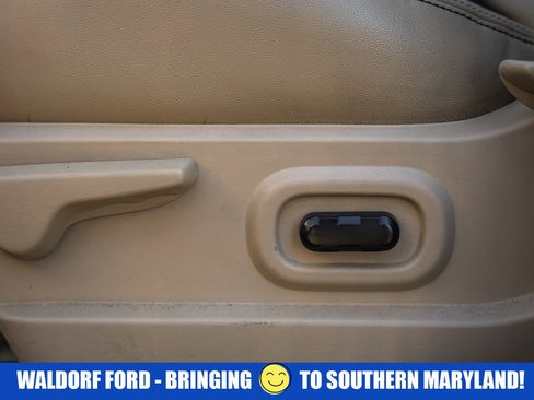 Used 2008 Ford Edge SEL image 33