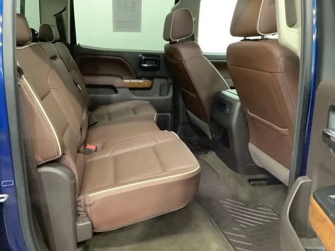 Used 2016 Chevrolet Silverado 2500 High Country w/ Duramax Plus Package image 30
