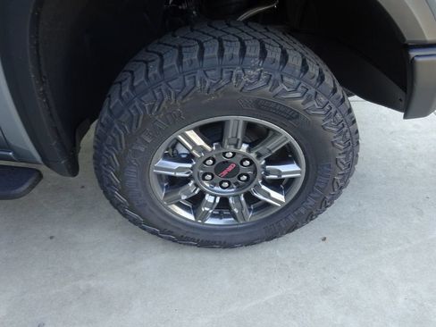 New 2026 GMC Sierra 1500 AT4X w/ LPO, Black Badging Package AWD/4WD image 12