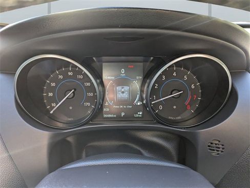 Used 2017 Jaguar F-PACE Prestige image 30