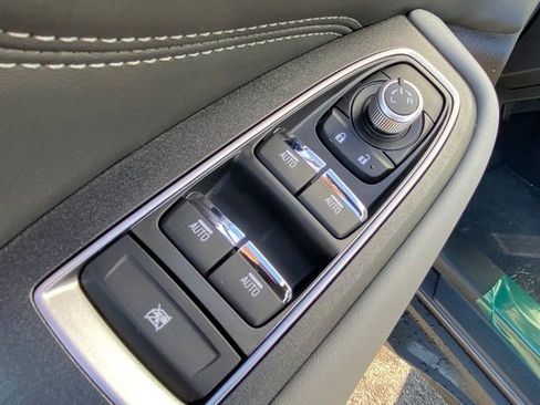 New 2025 Subaru Outback Limited image 15