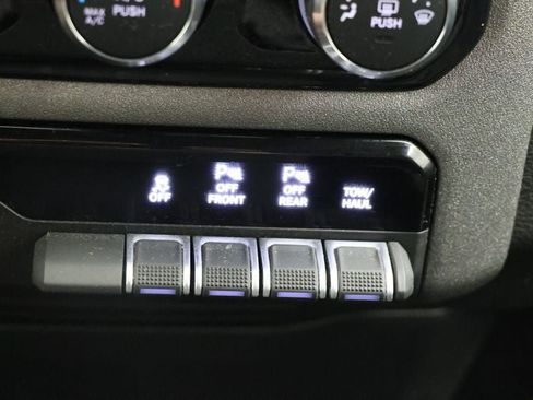 Used 2025 RAM 1500 Tradesman AWD/4WD image 26