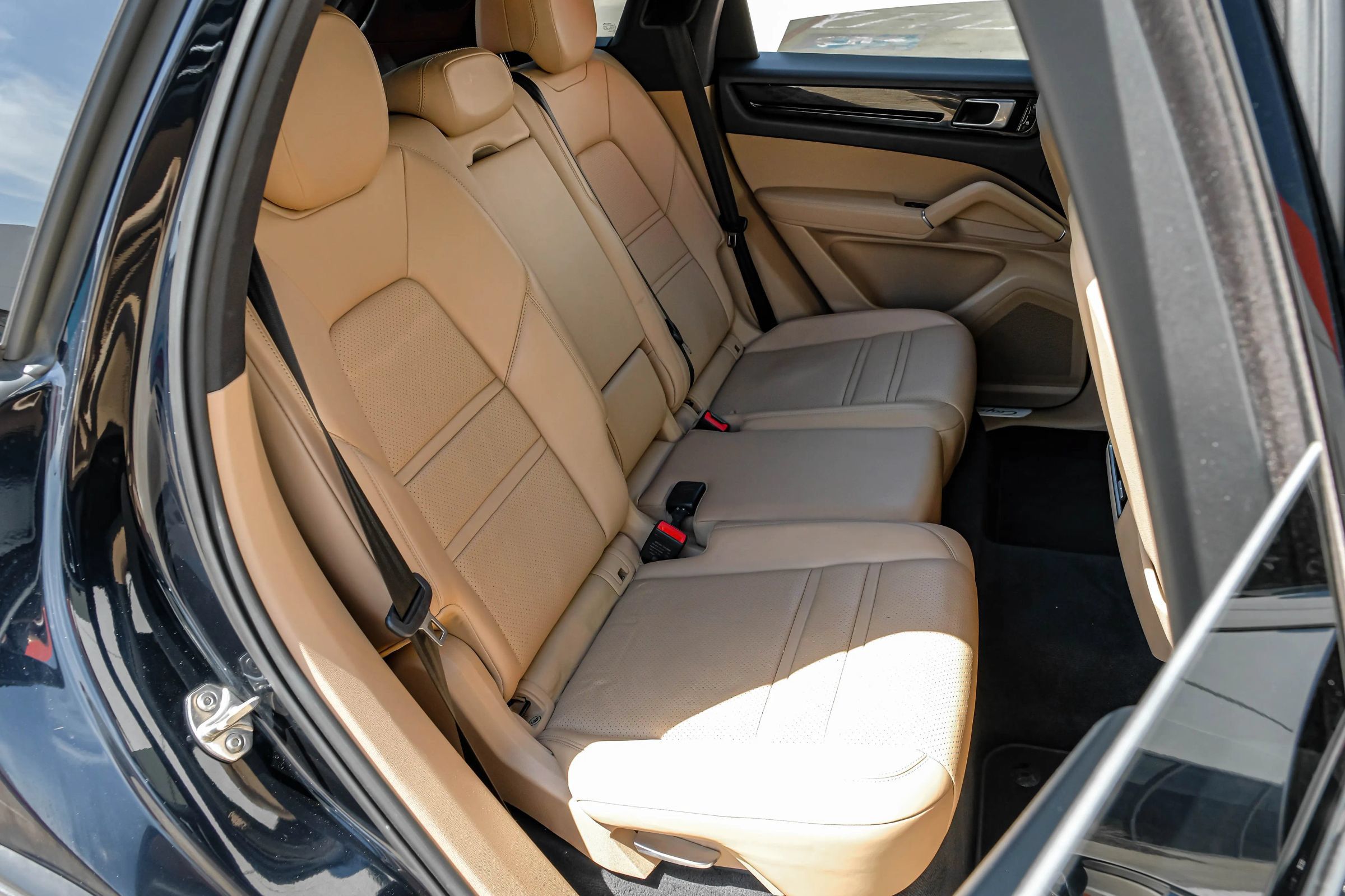 Used 2019 Porsche Cayenne AWD/4WD image 35