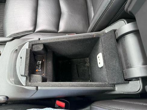 Used 2017 Cadillac XT5 Luxury w/ Driver Awareness Package image 33