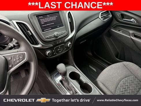 Used 2022 Chevrolet Equinox LT w/ LPO, Floor Liner Package FWD image 18