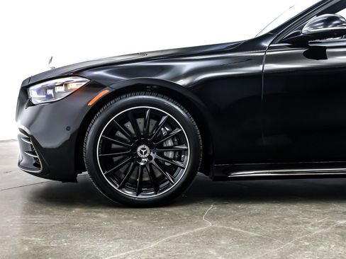 Certified 2023 Mercedes-Benz S 580 4MATIC Sedan image 12