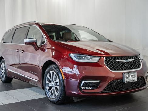 Certified 2021 Chrysler Pacifica Pinnacle FWD image 1