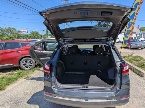 Used 2018 Chevrolet Equinox LT AWD/4WD image 30