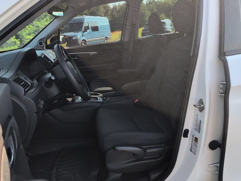 Used 2019 Honda Ridgeline Sport image 12