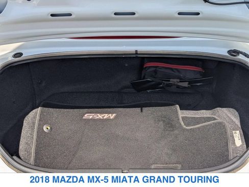 Used 2018 MAZDA MX-5 Miata Grand Touring RWD image 7