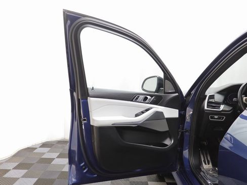 Certified 2023 BMW X5 xDrive40i w/ Executive Package image 4