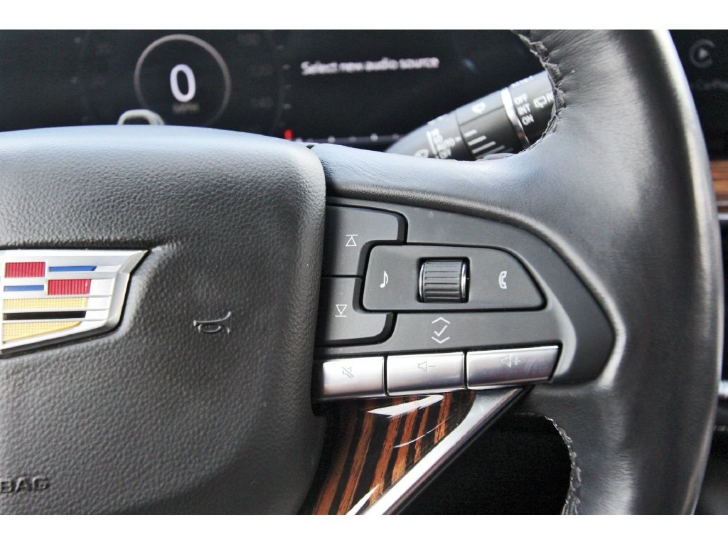 Used 2024 Cadillac Escalade Premium Luxury RWD image 17
