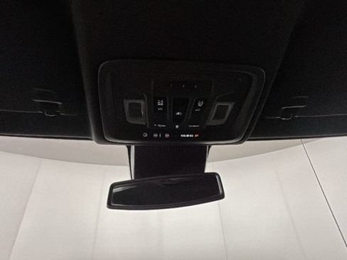 Used 2023 Chevrolet Silverado 1500 ZR2 AWD/4WD image 25